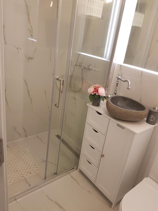 Duplex Marquis Lejlighed Braşov Eksteriør billede